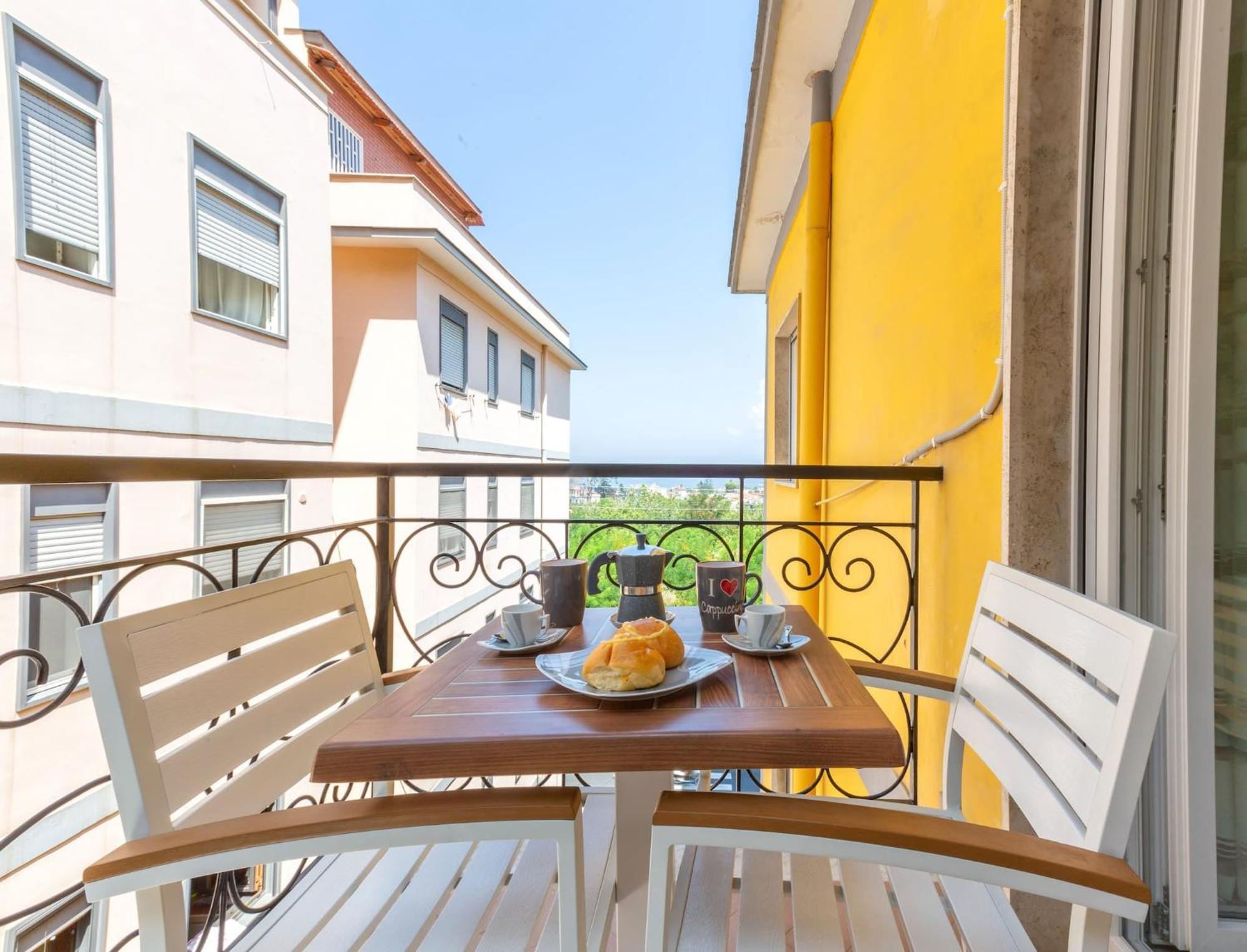 Appartement Sorrentovibes - New & Stylish Two Bedroom With Balconies Sorrente